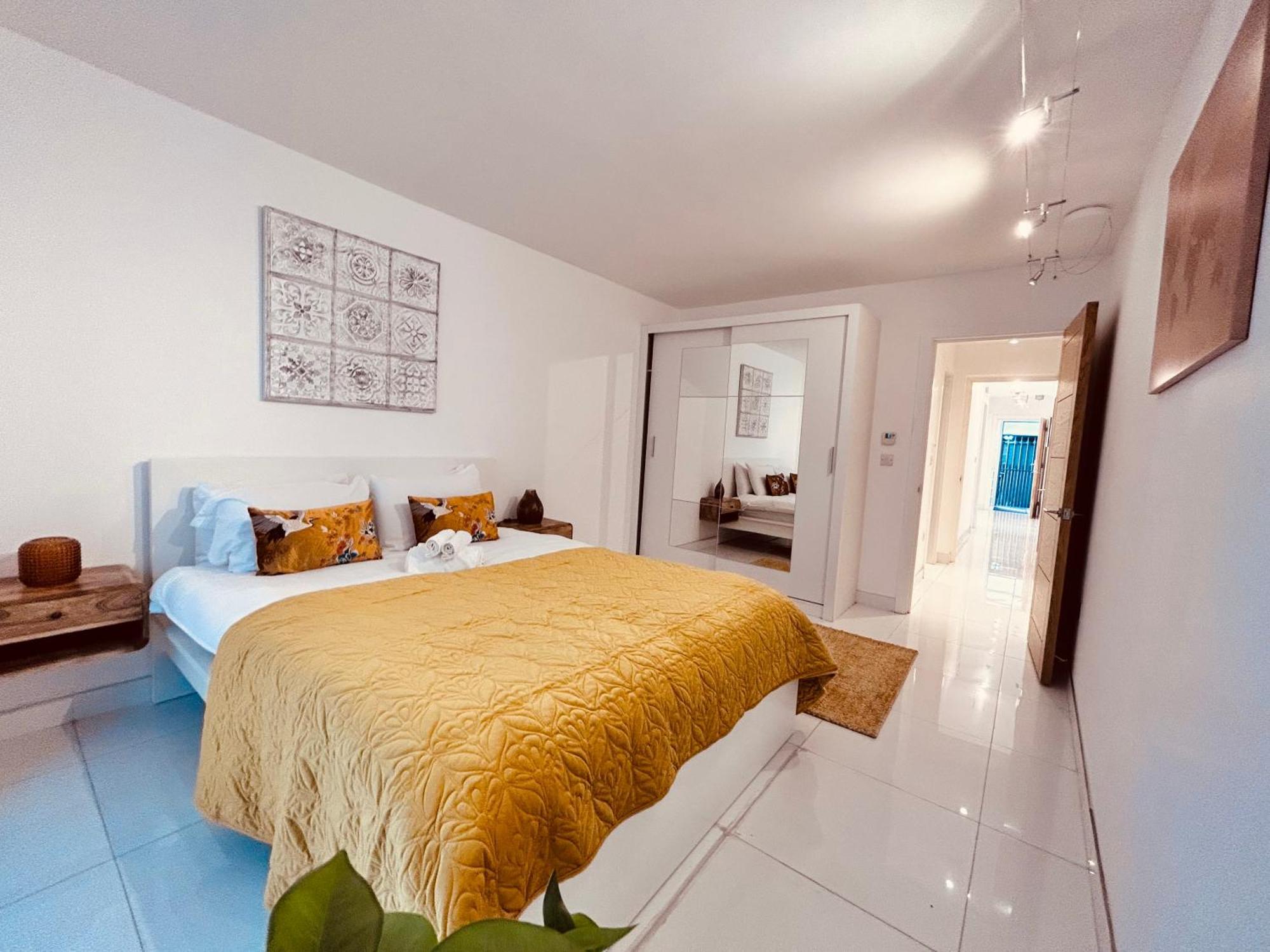 לונדון Stunning Spacious B.Apt. Slps.4 מראה חיצוני תמונה