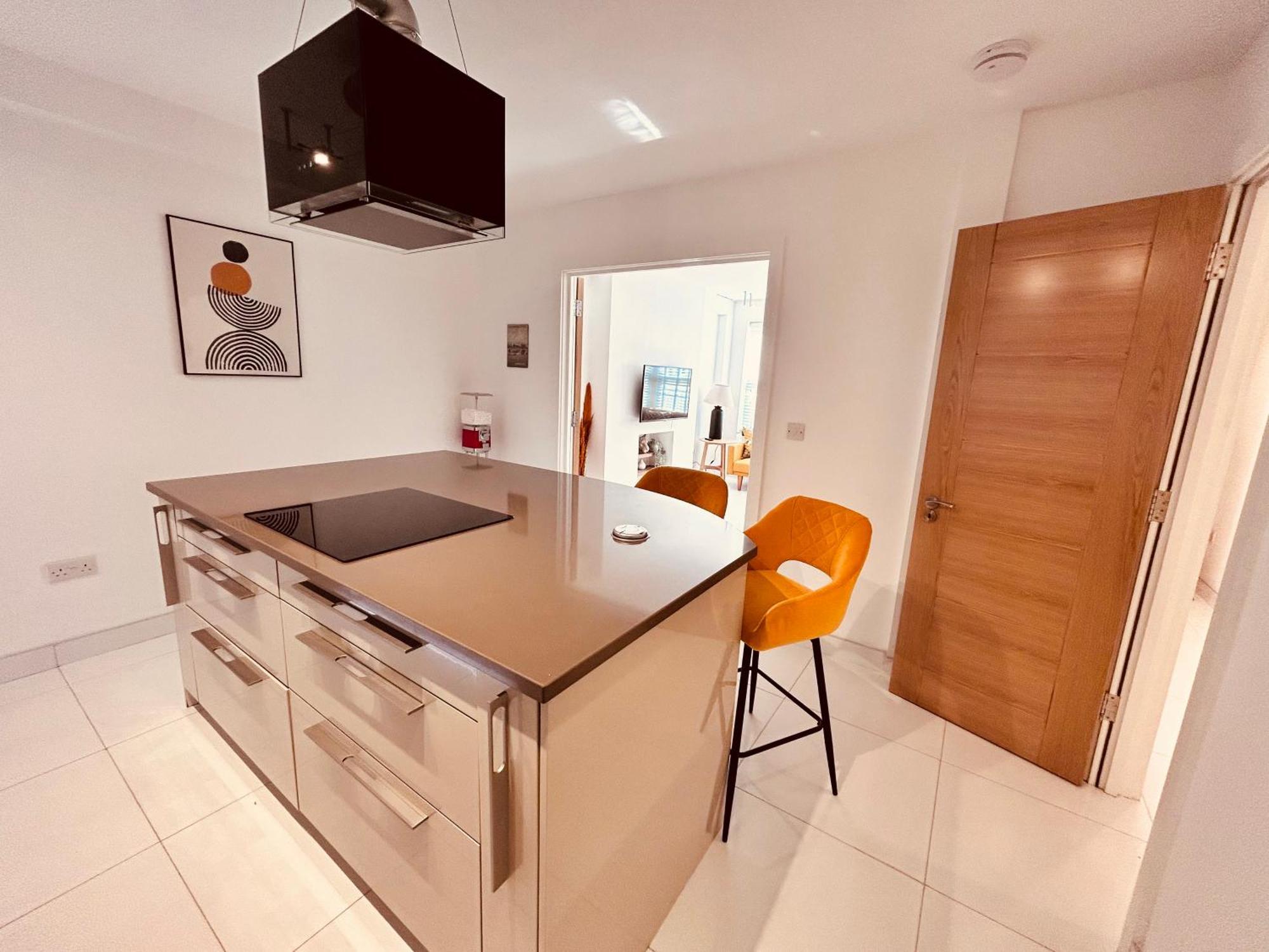 לונדון Stunning Spacious B.Apt. Slps.4 מראה חיצוני תמונה
