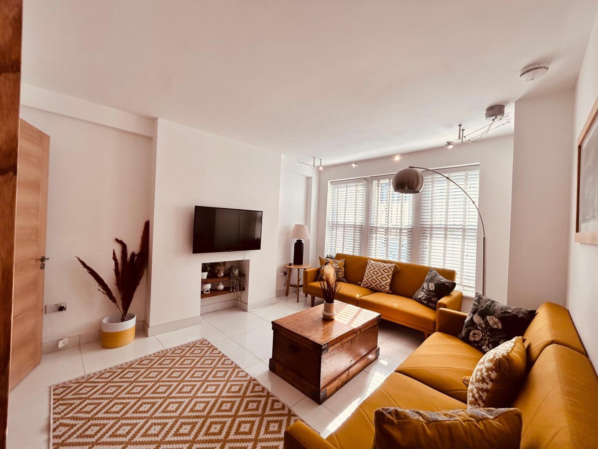 לונדון Stunning Spacious B.Apt. Slps.4 מראה חיצוני תמונה
