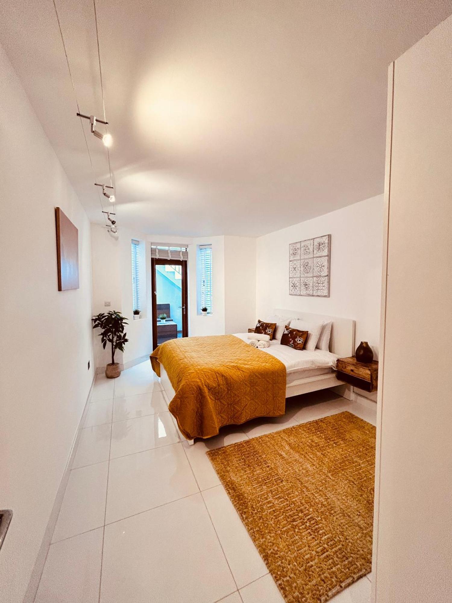 לונדון Stunning Spacious B.Apt. Slps.4 מראה חיצוני תמונה